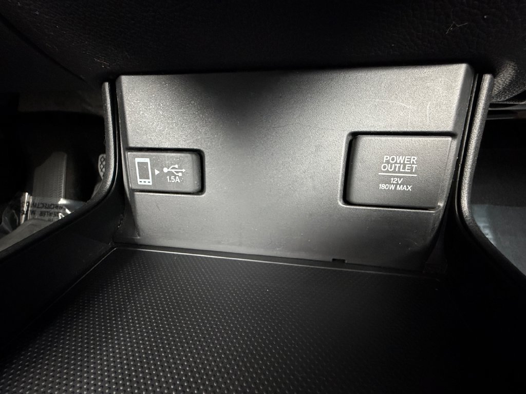 Used 2018 Honda Civic Touring image 28