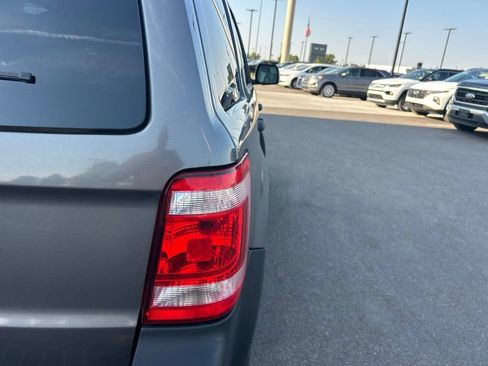 Used 2012 Ford Escape XLT FWD image 8