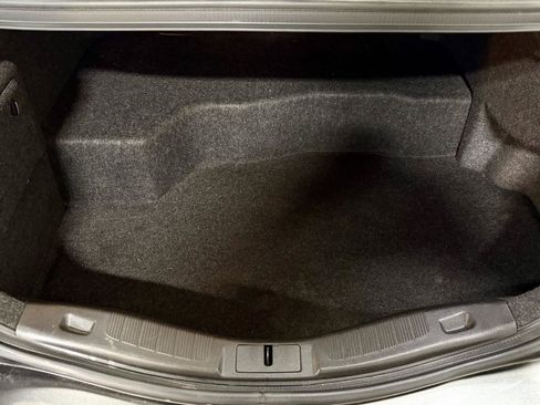 Used 2016 Ford Fusion SE FWD image 36