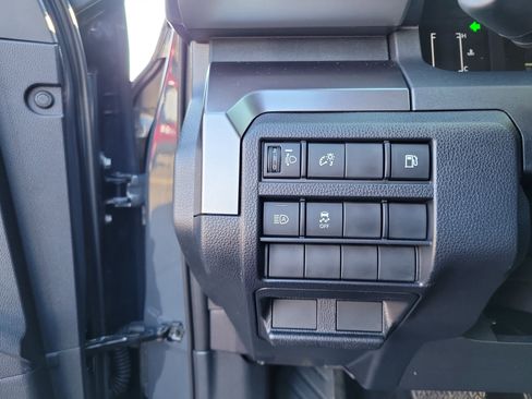 Used 2025 Toyota 4Runner SR5 image 20