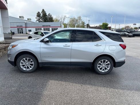 Used 2020 Chevrolet Equinox LT AWD/4WD image 3
