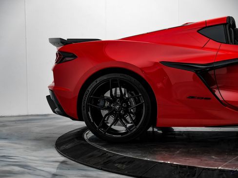 Used 2025 Chevrolet Corvette Z06 w/ Battery Protection Package image 21