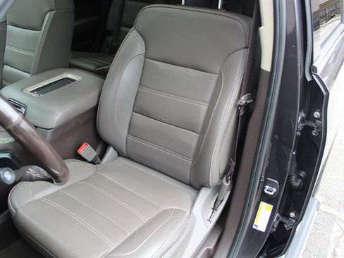 Used 2018 GMC Yukon Denali w/ Denali Ultimate Package AWD/4WD image 23