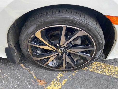 Used 2019 Honda Civic Sport image 32