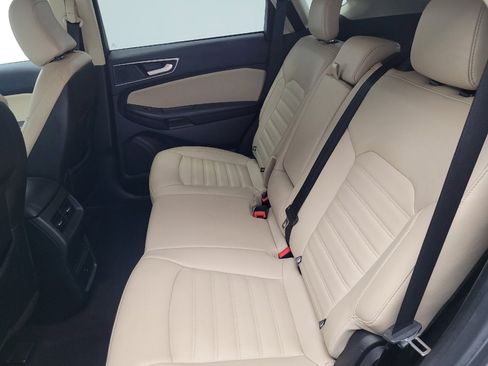 Used 2023 Ford Edge SEL image 18