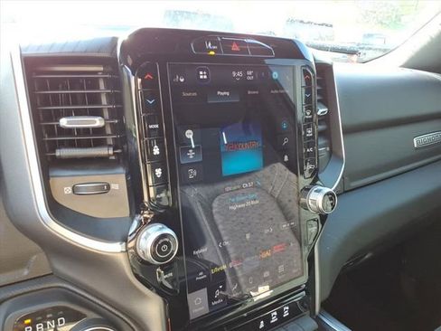 Used 2025 RAM 1500 Big Horn image 22