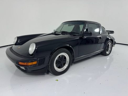 Used 1987 Porsche 911 Carrera RWD image 1