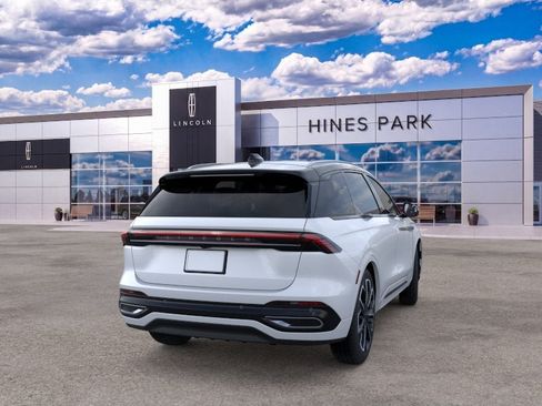 New 2026 Lincoln Nautilus Reserve AWD/4WD image 8