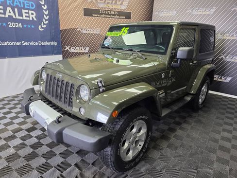 Used 2015 Jeep Wrangler Sahara w/ Connectivity Group AWD/4WD image 1