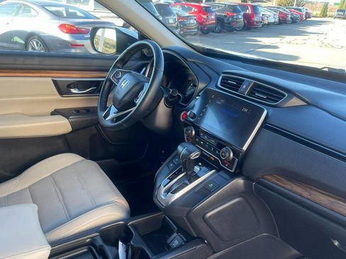 Used 2017 Honda CR-V Touring image 9