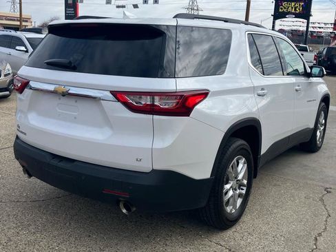 Used 2019 Chevrolet Traverse LT FWD image 4