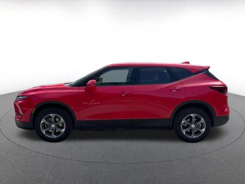 Used 2026 Chevrolet Blazer LT FWD image 8