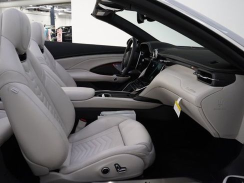 New 2026 Maserati GranCabrio Modena image 29