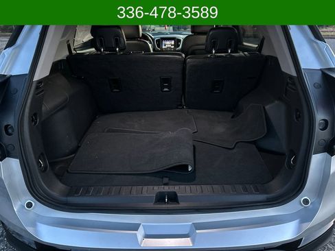 Used 2020 GMC Terrain SLE w/ Elevation Edition image 18