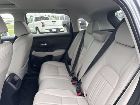Used 2026 Honda HR-V EX-L image 12