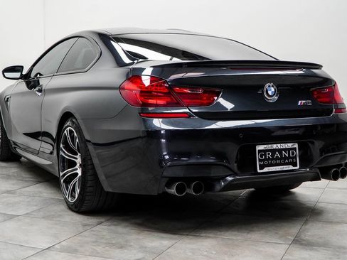 Used 2017 BMW M6 Coupe image 11