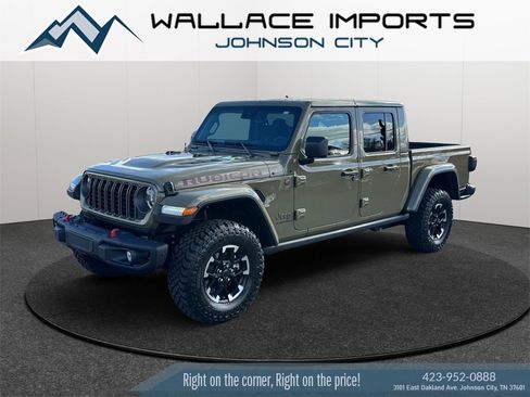 Used 2025 Jeep Gladiator Rubicon image 2