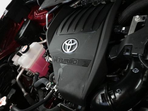 Used 2023 Toyota Highlander LE image 8