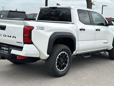 New 2026 Toyota Tacoma TRD Off-Road image 9