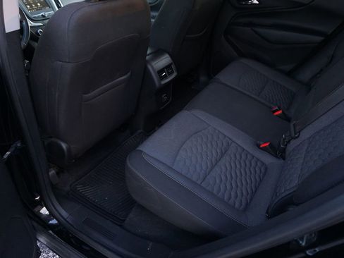 Used 2019 Chevrolet Equinox LT image 25