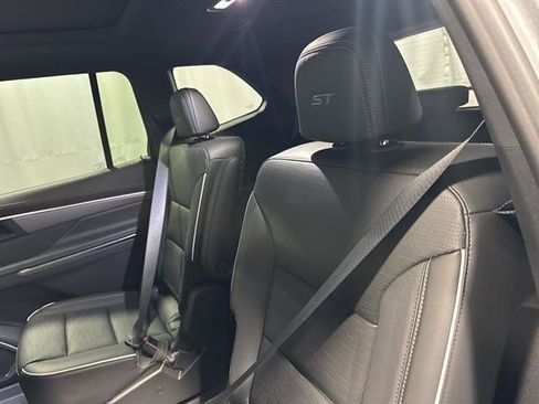 New 2026 Buick Enclave Sport Touring image 10