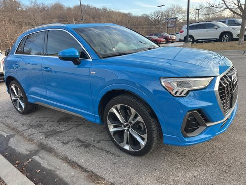 Used 2020 Audi Q3 2.0T Premium Plus w/ Premium Plus Package image 3