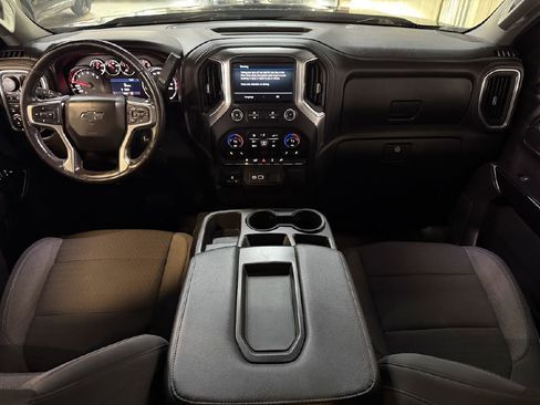 Used 2020 Chevrolet Silverado 1500 LT image 10