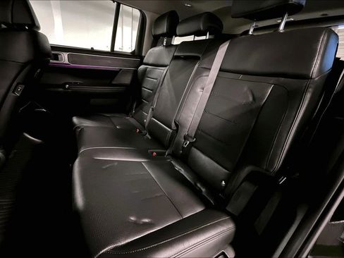 Used 2024 Hyundai Santa Fe Limited image 36