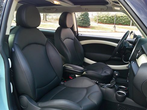 Used 2013 MINI Cooper S image 23