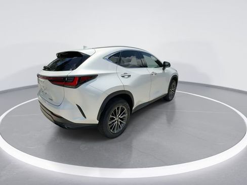 Used 2024 Lexus NX 250 FWD w/ Towing Package (2000 Lbs) image 8