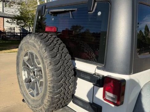 Used 2013 Jeep Wrangler Sport AWD/4WD image 6