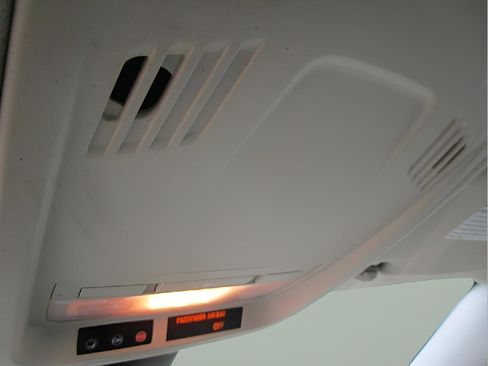 Used 2017 Chevrolet Cruze LT image 20