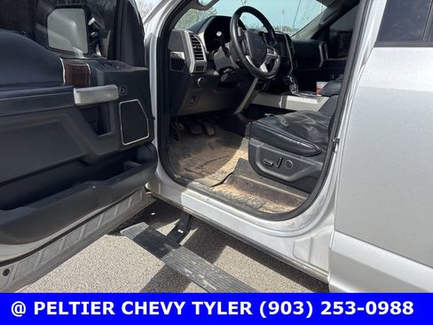 Used 2016 Ford F150 Lariat image 13