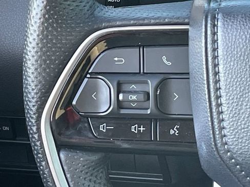 Used 2023 Toyota Sequoia Limited image 12