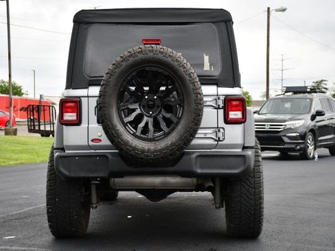 Used 2019 Jeep Wrangler Unlimited Sport S AWD/4WD image 6