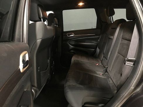 Used 2014 Jeep Grand Cherokee Laredo w/ 18" Wheel & 8.4" Radio Group image 20