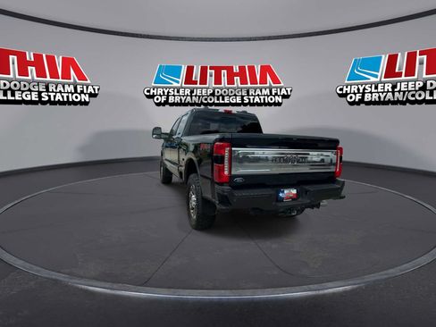 Used 2024 Ford F250 King Ranch w/ FX4 Off-Road Package AWD/4WD image 8