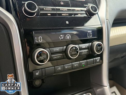 Used 2019 Subaru Ascent Premium AWD/4WD image 30