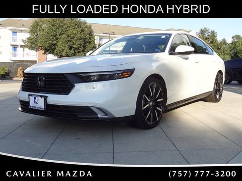 Used 2024 Honda Accord Touring image 8
