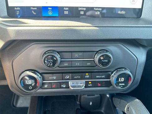 New 2026 Ford Bronco Badlands AWD/4WD image 17
