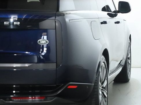 Certified 2023 Land Rover Range Rover SE AWD/4WD image 8