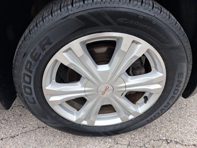 Used 2017 GMC Terrain SLE FWD image 22