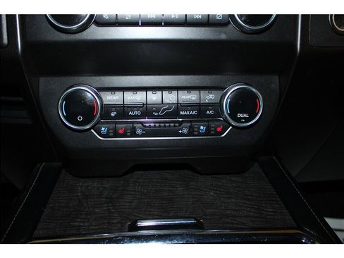 Used 2021 Ford Expedition Max Limited image 39