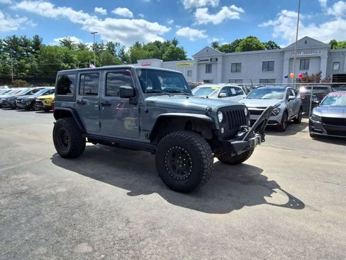 Used 2015 Jeep Wrangler Unlimited Sport w/ Quick Order Package 24S AWD/4WD image 8