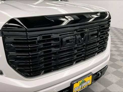 Used 2024 GMC Sierra 1500 Denali Ultimate AWD/4WD image 35