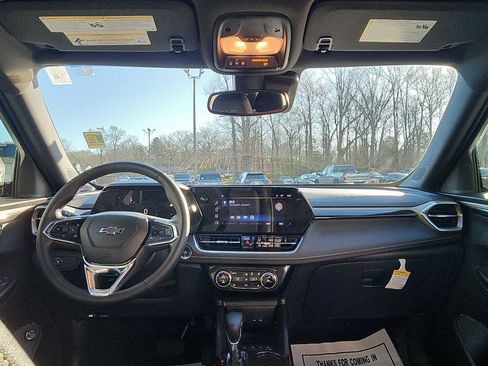 Used 2025 Chevrolet TrailBlazer ACTIV w/ Convenience Package image 23