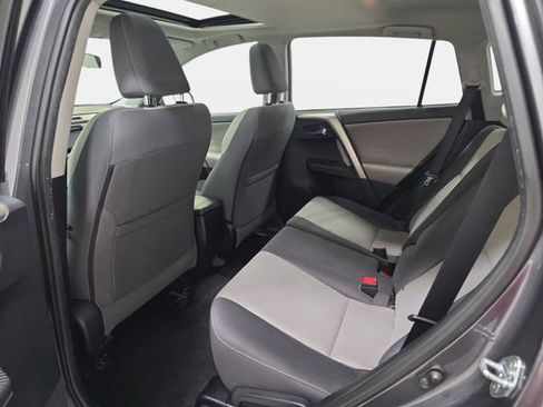 Used 2015 Toyota RAV4 XLE AWD/4WD image 12