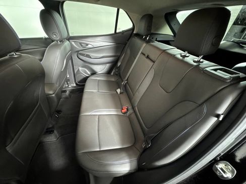 Certified 2025 Buick Encore GX Sport Touring w/ Advanced Technology Package AWD/4WD image 28