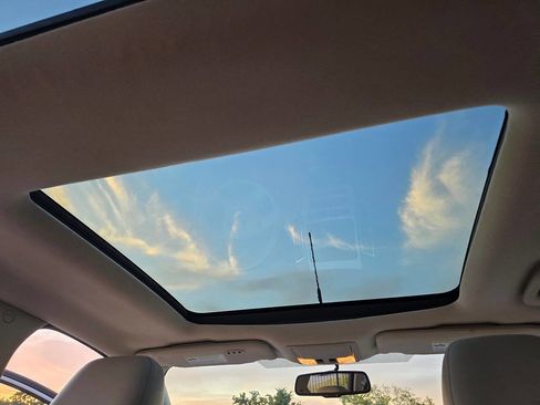 Used 2010 Ford Edge Limited image 32