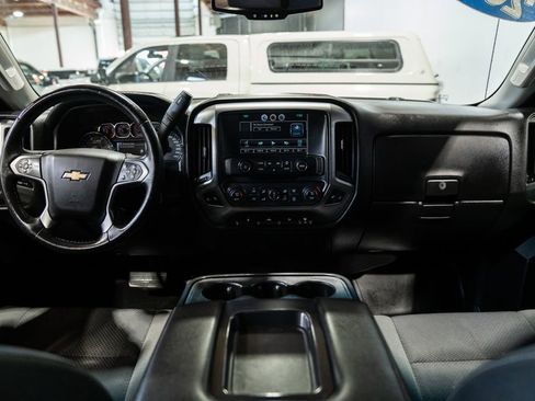 Used 2015 Chevrolet Silverado 2500 LT AWD/4WD image 12